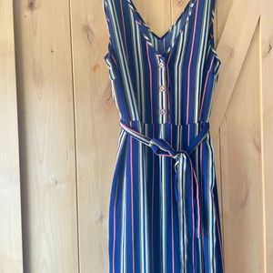 COPY - Xhilaration jumper blue and white striped waist cinch xxl